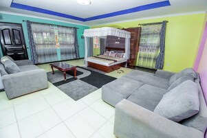 Habitación estándar doble | Decoración individual, mobiliario individual, wifi gratis y ropa de cama