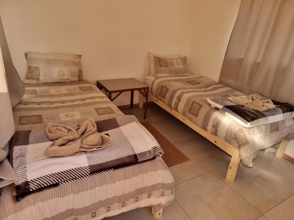 Family Room, Garden View