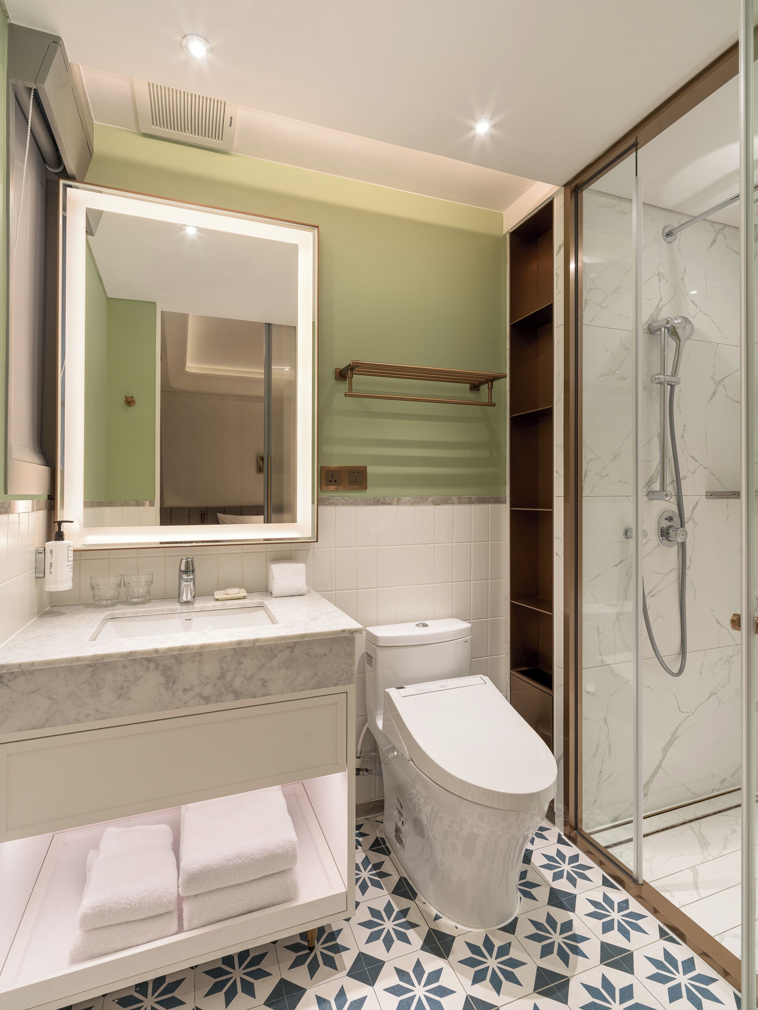 Habitación básica | Baño