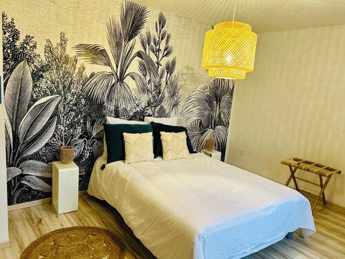 FAMILLE & ESPACE charming renovated character house for 8 people