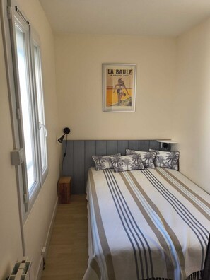 Iron/ironing board, Internet, bed sheets - T2 plein center La Baule - Monthly or nightly rental (La Baule-Escoublac)