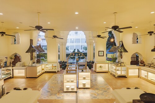 Monopoli Inn Hotel Bukittinggi