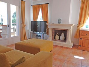 Smart TV - Modern villa (Balcó al Mar)