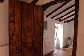 Unclassified image, 2 of 18, button - Stylish 1 Bedroom Apartment in Alhama de Granada (Alhama de Granada)