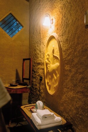 Interior - Sigiriya Wild Cottages (Avudangawa)