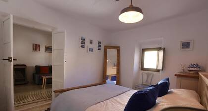 1 Bedroom Apartment With Balcony