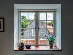 Interior - Mid Cote (Seahouses)