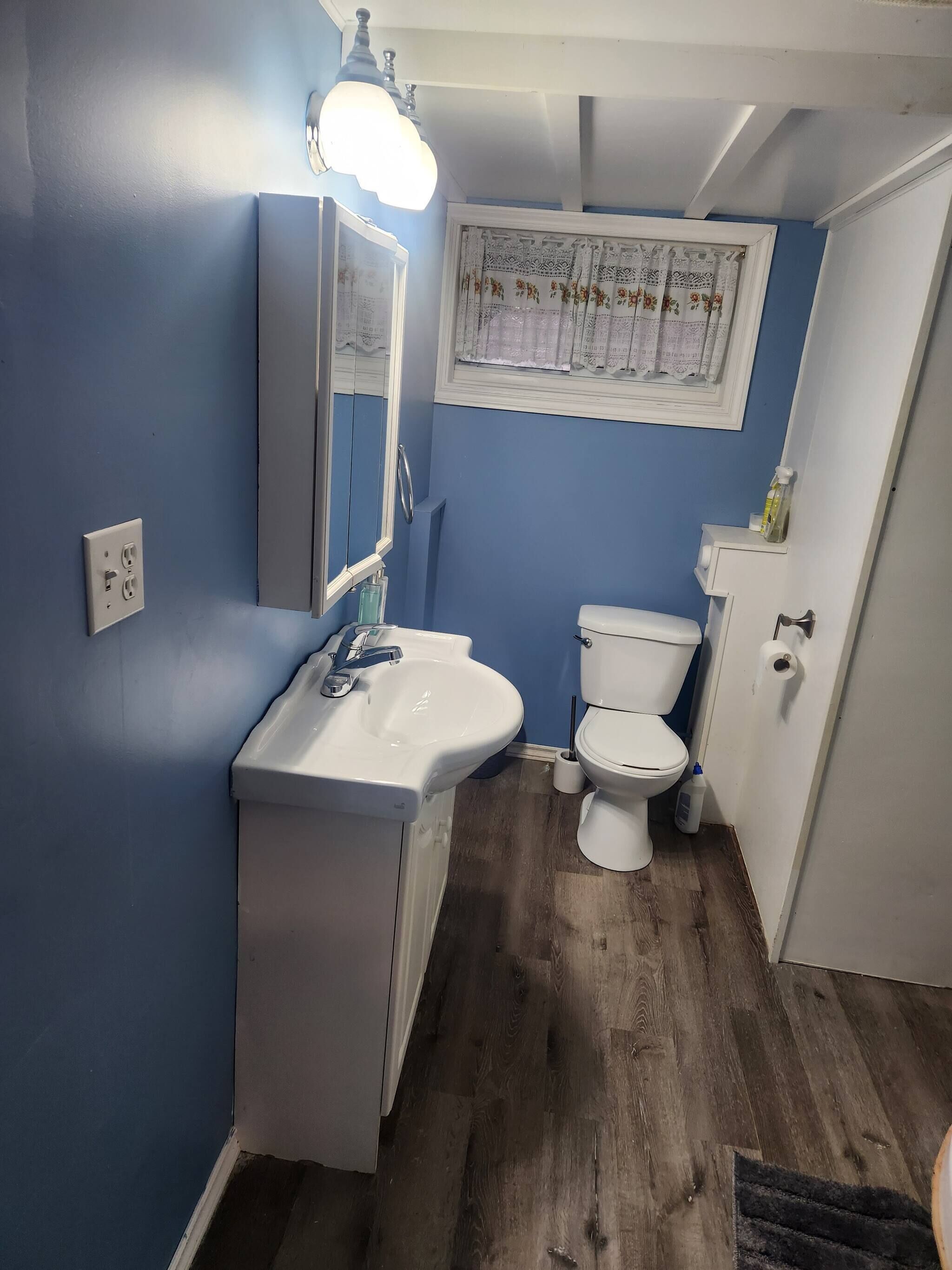 룸, 침실 1개 | 욕실