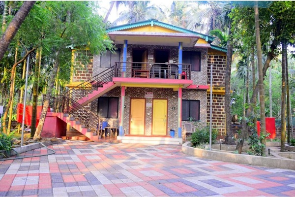 Family Room, Balcony | Exterior