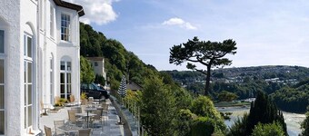 Bellevue Manor, Pool, Beach, Wedding, Retreat, 10min walk to Looe, Sleeps 24+