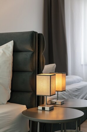 Grand Duplex, 2 Bedrooms, Kitchen, City View | Blackout drapes, free WiFi - CABANA - Oldenburg City Center (Oldenburg)