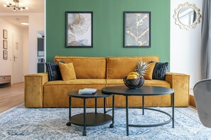 Comfort Apartment, 1 King Bed with Sofa bed, Kitchen, City View | Living area | Toys - CABANA - Oldenburg City Center (Oldenburg)