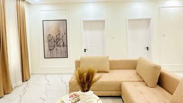 Superior Apartment, Balcony, City View | Living area