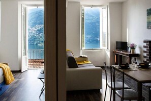 Living area - Lake View in Blevio (La Dolce Vista) (Blevio)