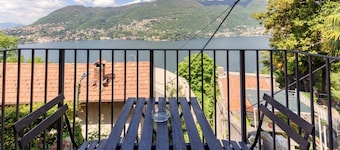 Vista panorámica al lago en Blevio (La Dolce Vista)