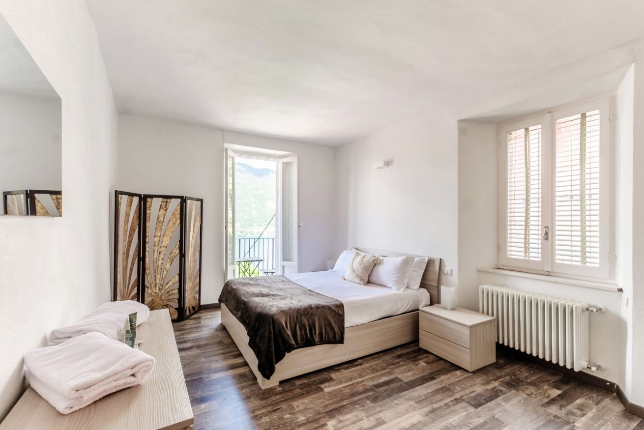 2 chambres, fer et planche à repasser, accès au Wi-Fi (inclus)