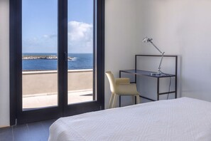5 bedrooms, in-room safe, iron/ironing board, free WiFi - Villa Stornella by MMega (Favignana)