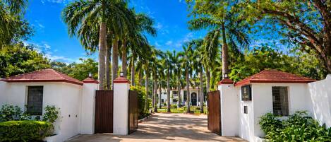 Facciata della struttura