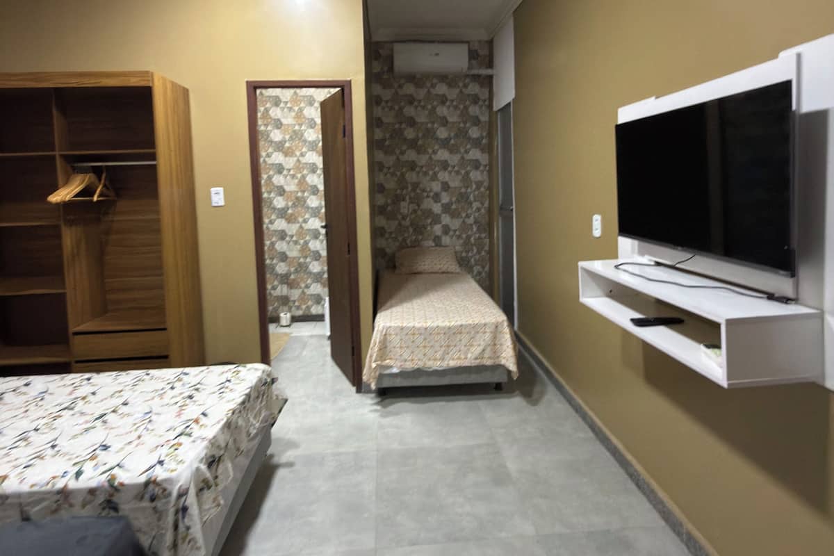 Comfort-Dreibettzimmer, eigenes Bad | Kostenloses WLAN