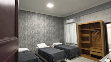 Comfort-Dreibettzimmer, eigenes Bad | Wellness