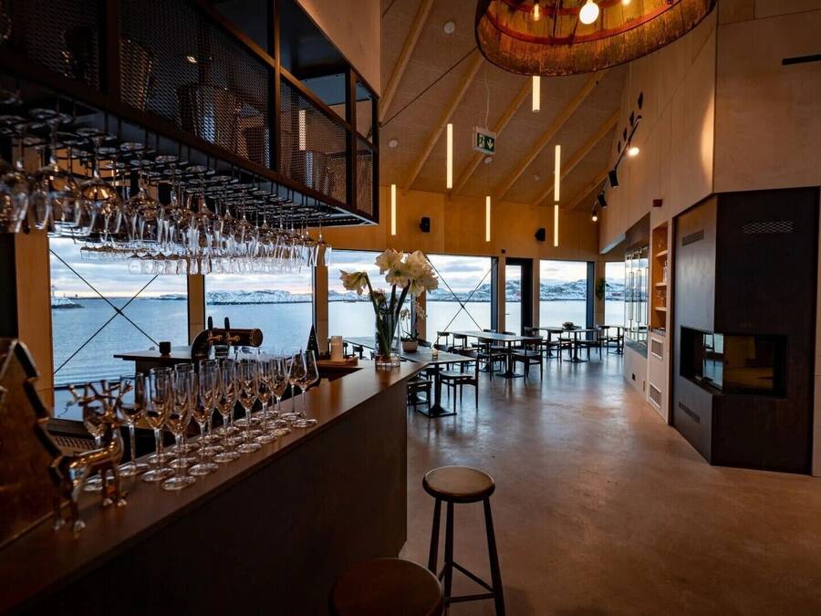 Wi-Fi de cortesia, roupa de cama