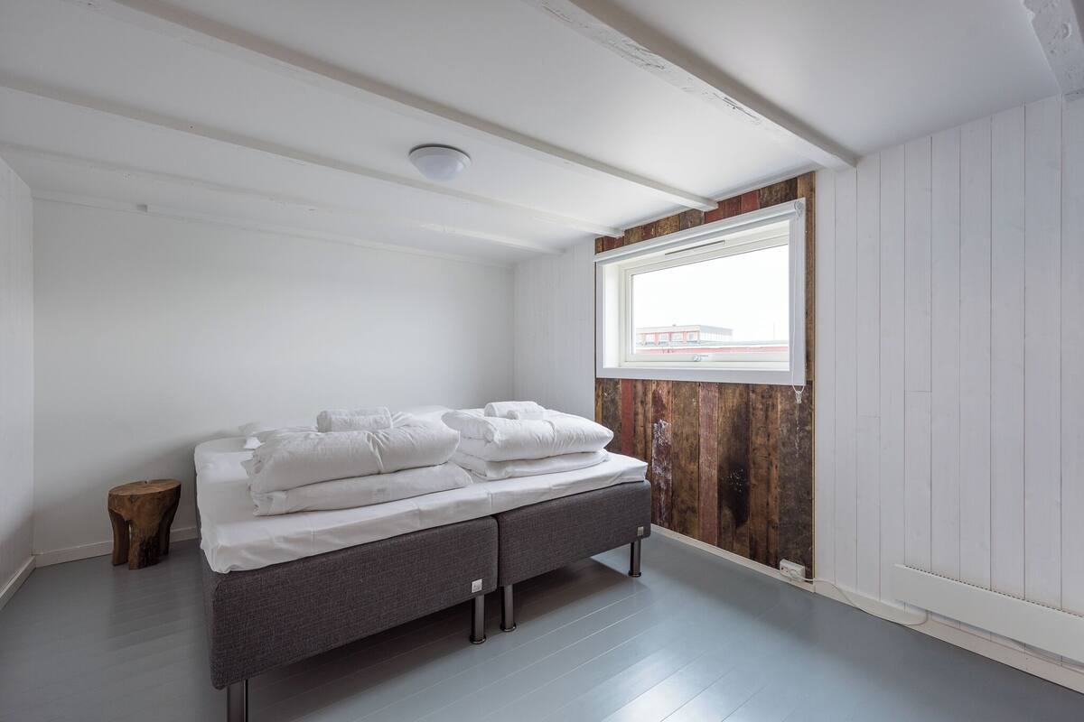 Hytte, 2 soverom, sjøutsikt (Nordbua #2) | Strykejern/-brett og wi-fi (inkludert)