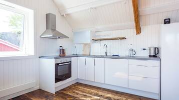 Hytte (Nordbua #1) | Eget kjøkken | Oppvaskmaskin og kjøkkenutstyr