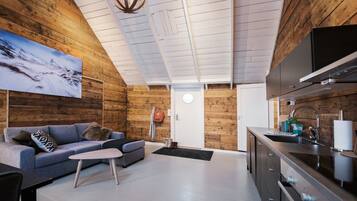 Cabin, 1 Bedroom, Kitchen (Myklebustbua #2) | Private kitchen | Dishwasher, cookware/dishes/utensils