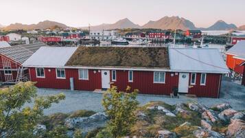 Tomannsrom – familie, terrasse, havutsikt | Eksteriør