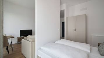 City Apartment | Free WiFi, bed sheets