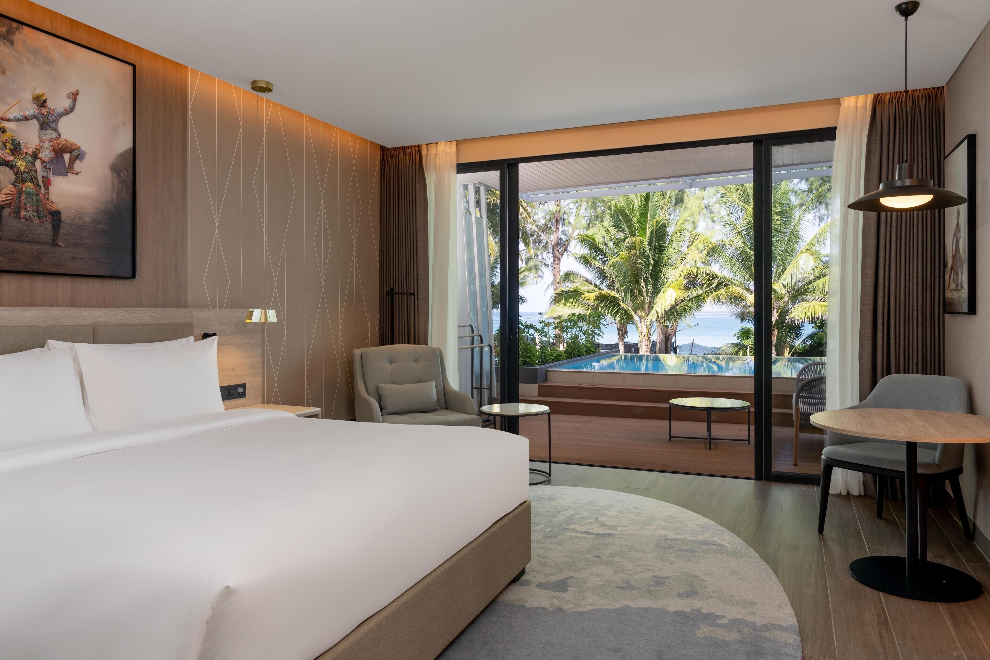Minibar, in-room safe, desk, soundproofing