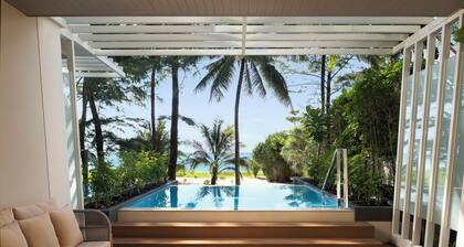 Radisson Blu Resort, Phuket Mai Khao Beach