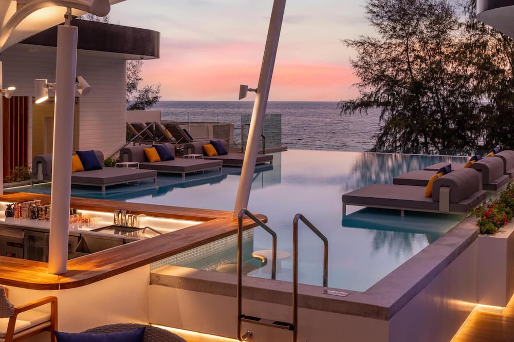 Radisson Blu Resort, Phuket Mai Khao Beach