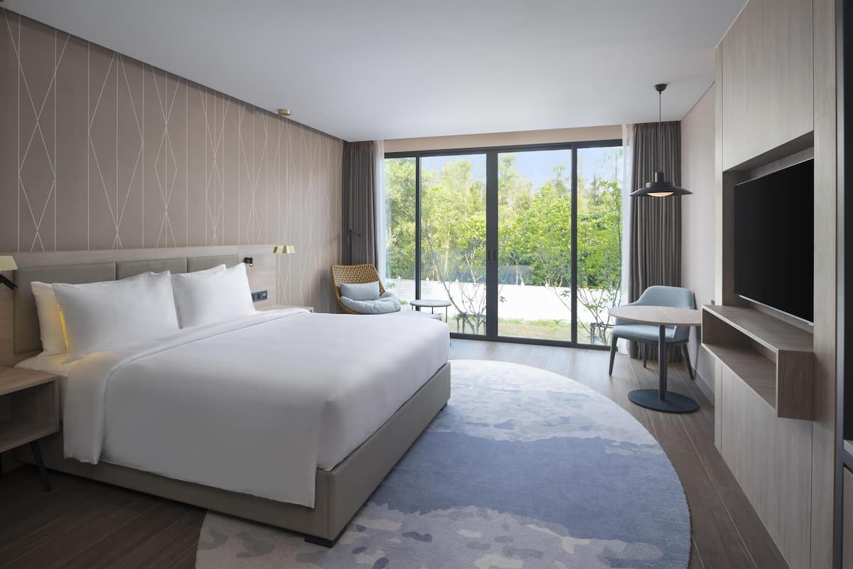 Habitación estándar | Minibar, caja de seguridad en la habitación y insonorización