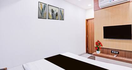 Super Hotel O Althan Formerly Hotel Niraant