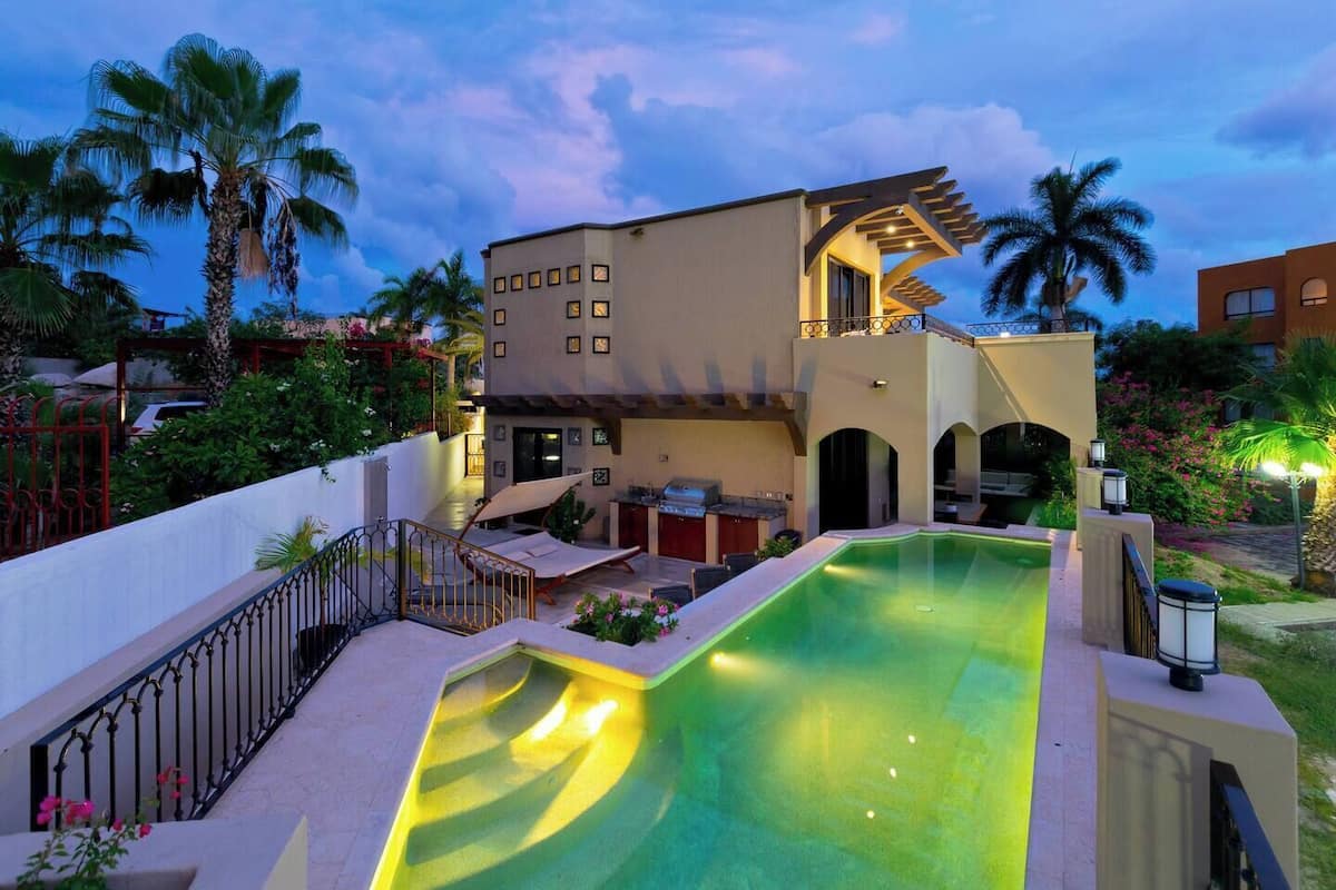 Luxury Villa, Ocean View | Front of property
