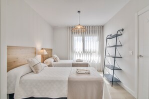 2 bedrooms, iron/ironing board, WiFi, bed sheets - Isla Canela Beachfront Apartment – Los Flamencos (Ayamonte)