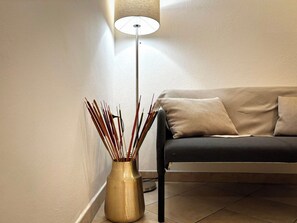 Interior - Modern home with garden & BBQ, between Cagliari city center and the sea (Cagliari)