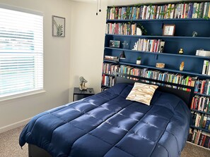 3 bedrooms, iron/ironing board, free WiFi, bed sheets - Peaceful 3-bedroom House with Pool in Houston neighborhood (Houston)