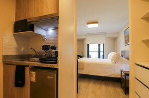 1 bedroom, Internet - w Amazing Loft w Balcony in Miraflores (Lima)