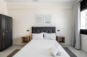 2 habitaciones, tabla de planchar con plancha y wifi gratis 