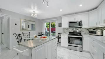 Apartment, Accessible | 3 bedrooms, Internet