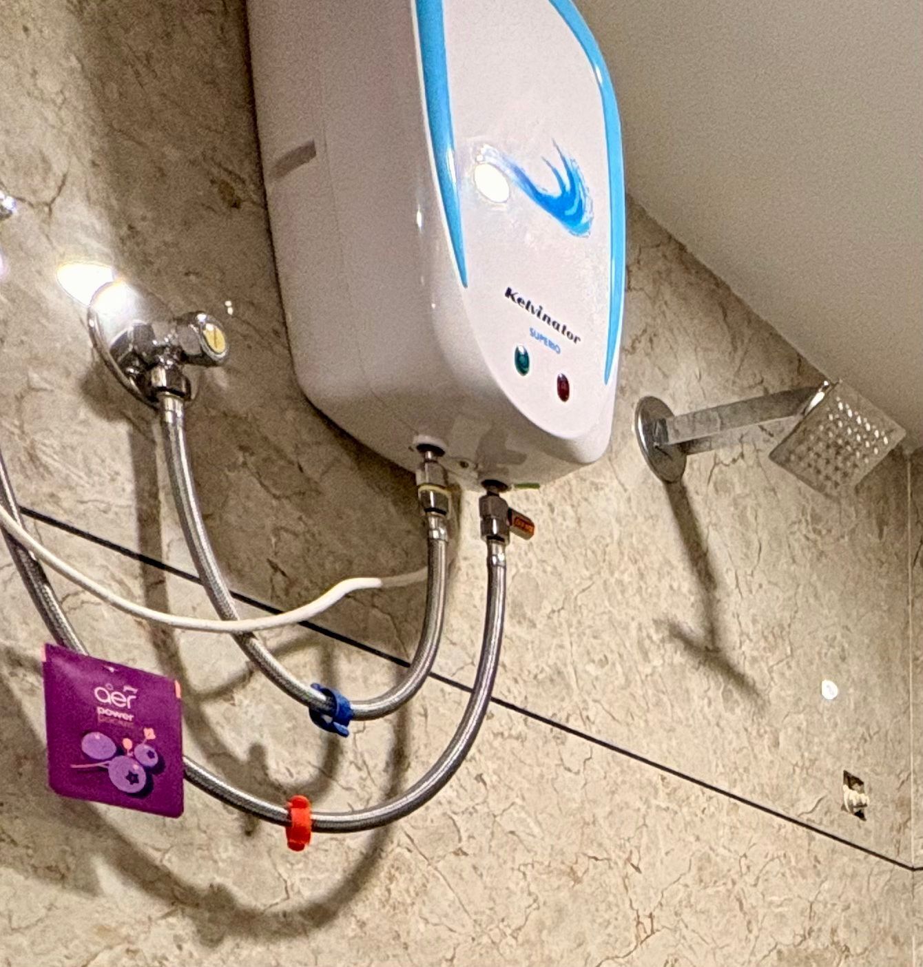 Bruser, gratis toiletartikler, håndklæder, Sæbe