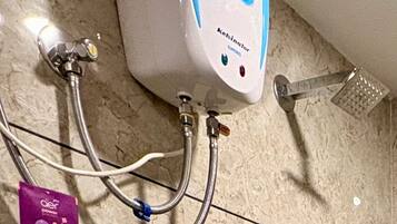 Bruser, gratis toiletartikler, håndklæder, Sæbe