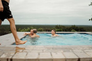 Casa de lujo, vistas a la piscina | Piscina | 2 piscinas al aire libre