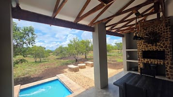 Villa Deluxe, vistas al valle | Restaurante al aire libre