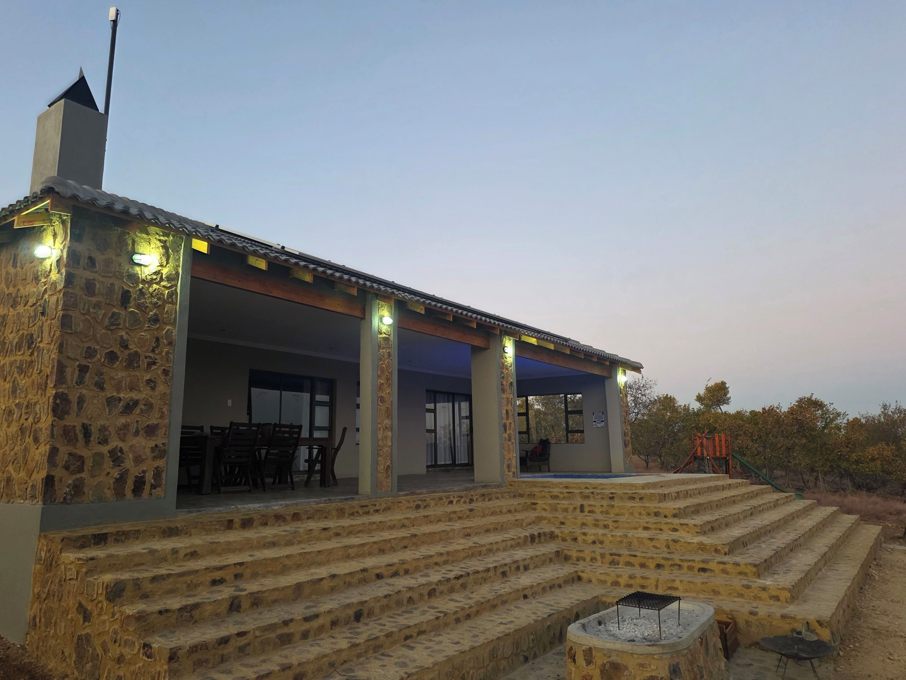 Luxury House, Hill View | Exterior