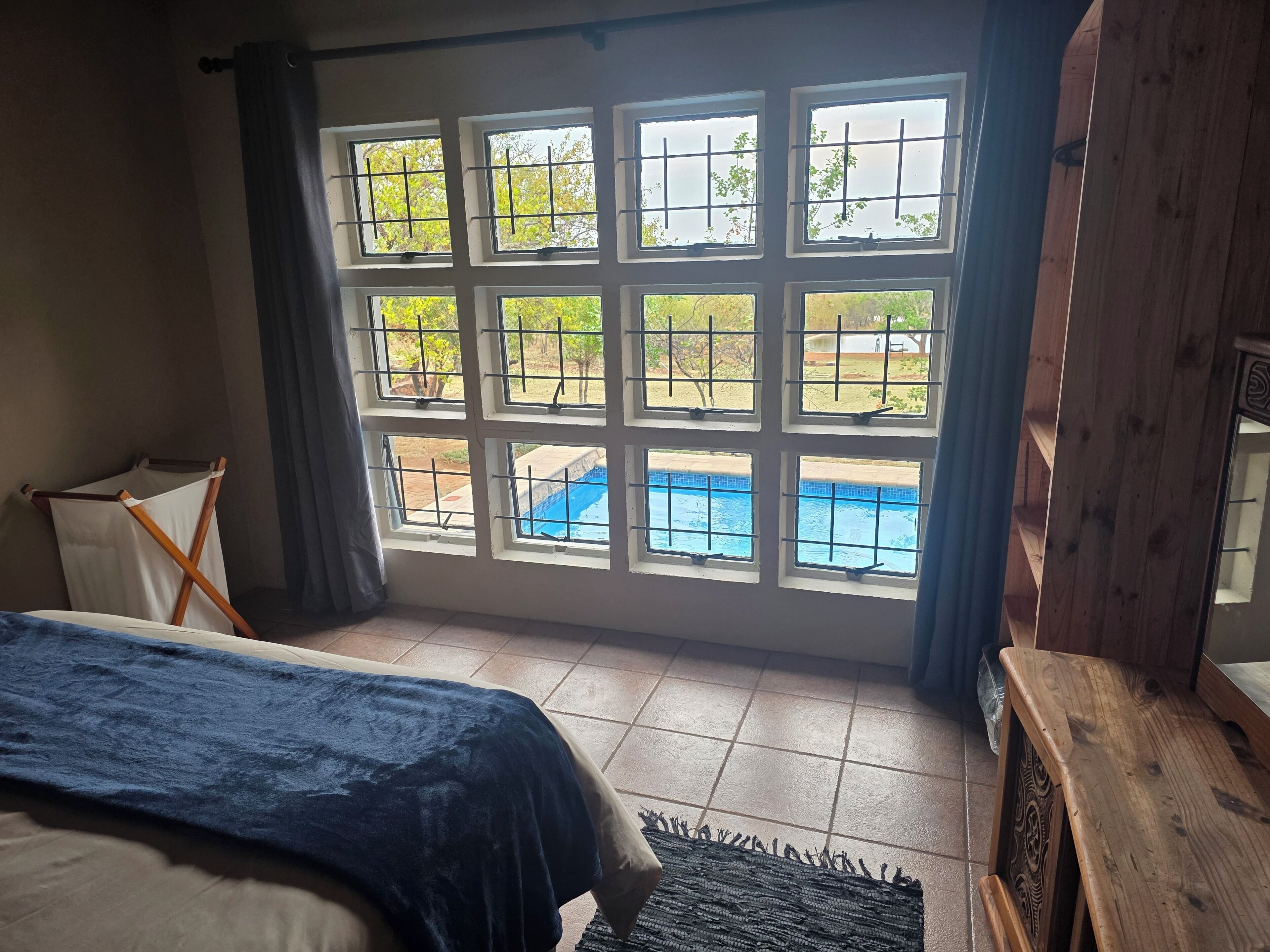 Casa Deluxe, vistas al complejo turístico | Escritorio y espacio para trabajar con un portátil