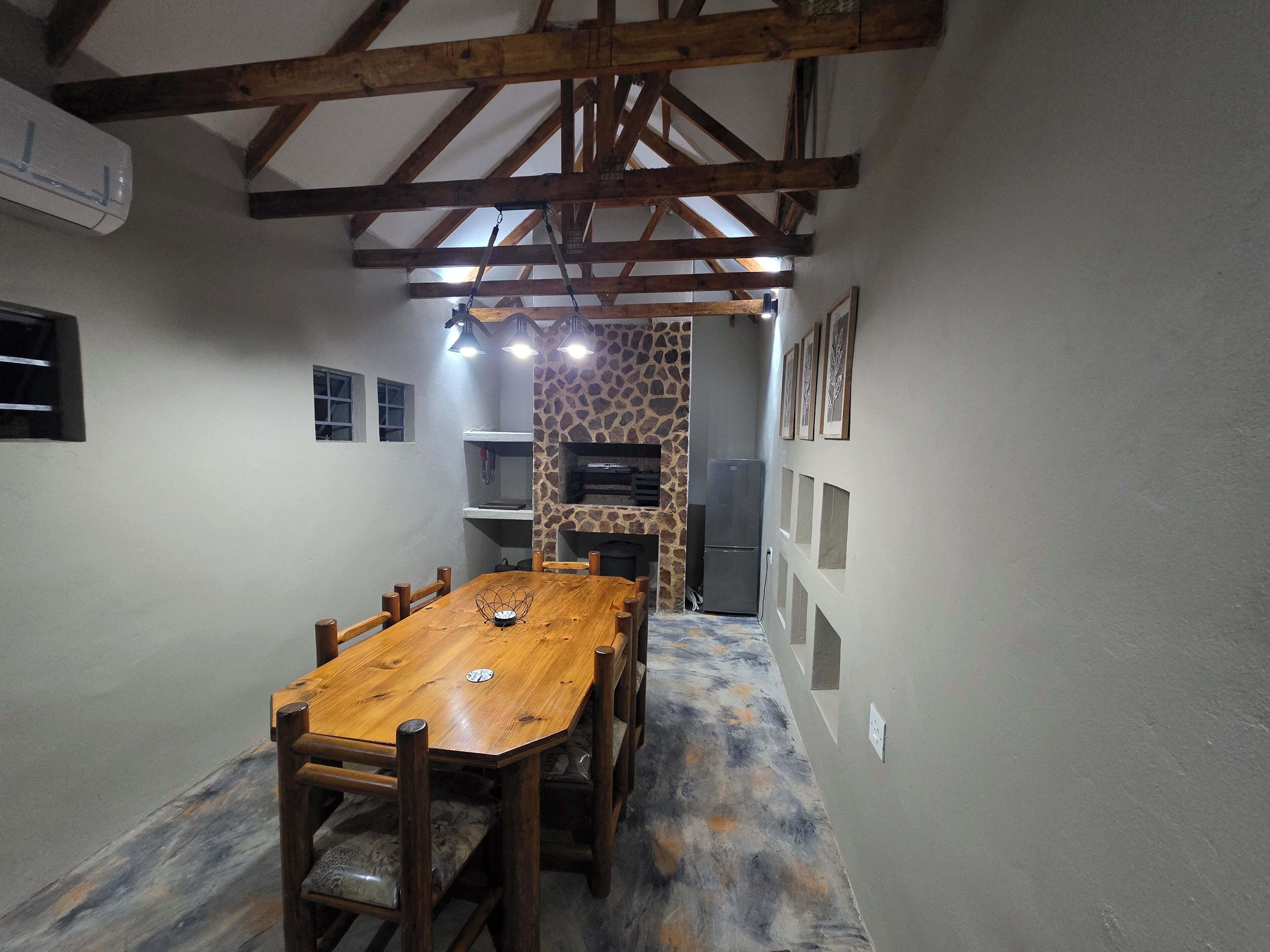 Superior Chalet, Garden View | Dining