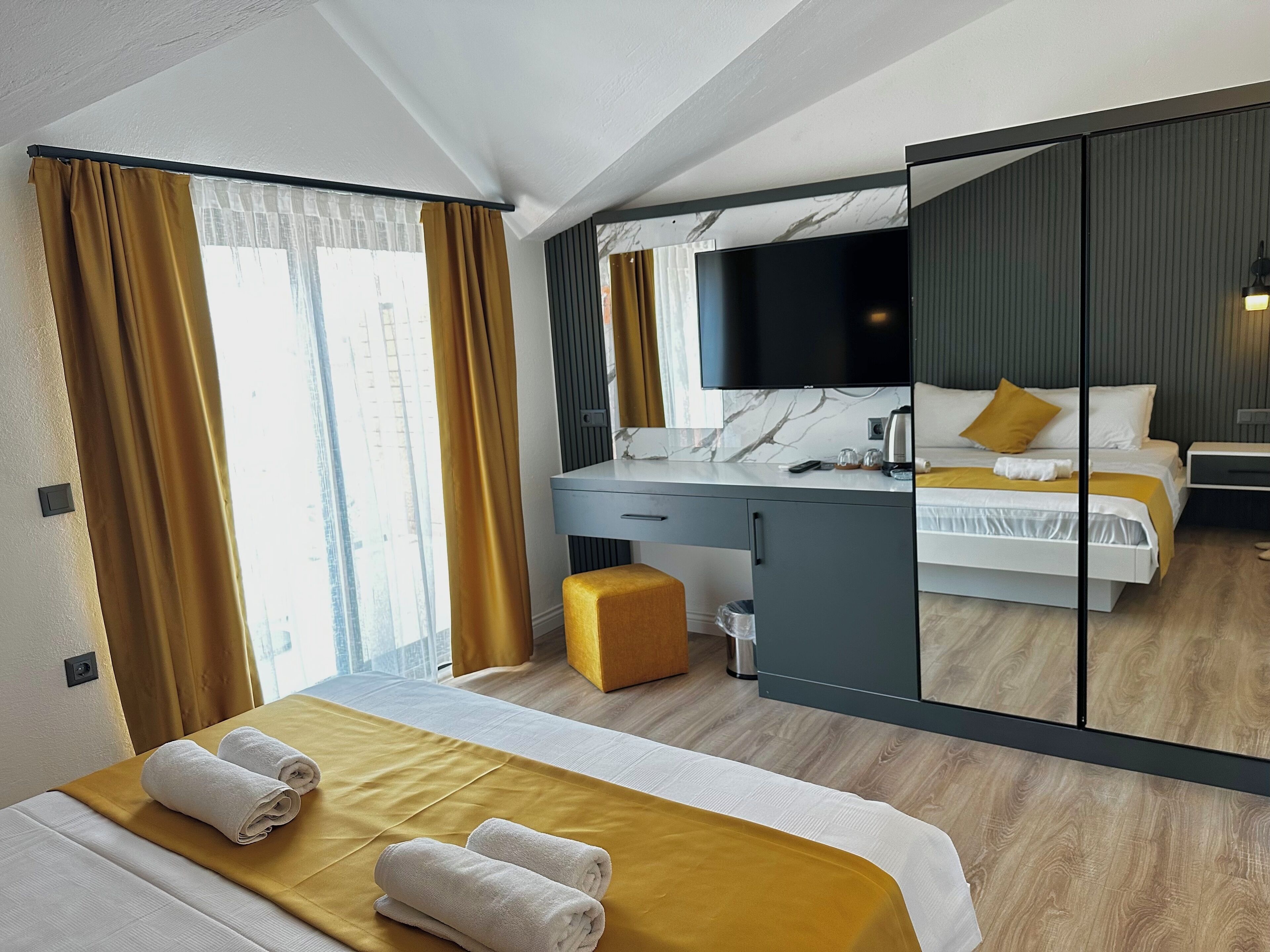 Deluxe Room, Balcony, Sea View